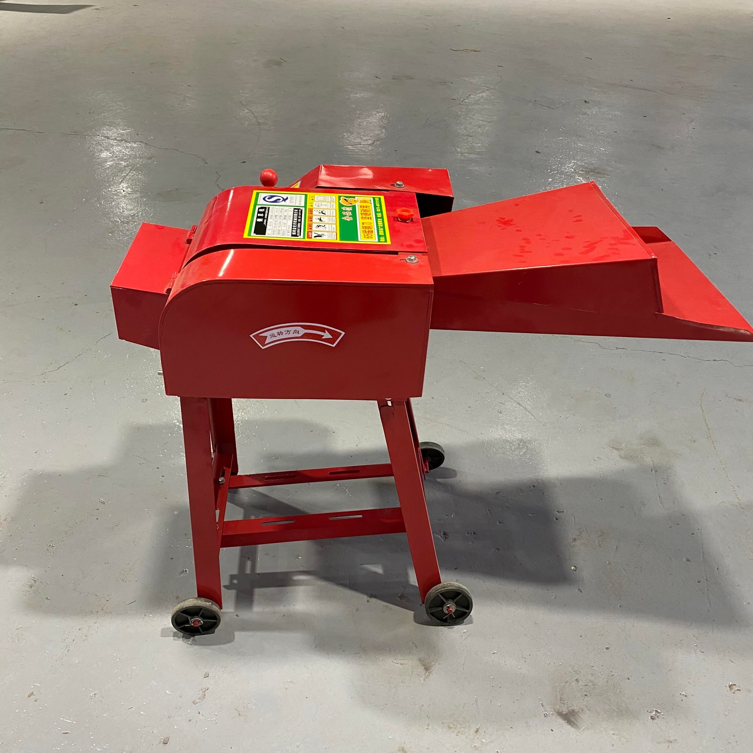 New Dual-purpose Hay Cutter Shredder Household Small Fodder Processing Machine 220V All Iron 4 Blades Wet Dry Grass Straw Crusher for Livestock Breeding
